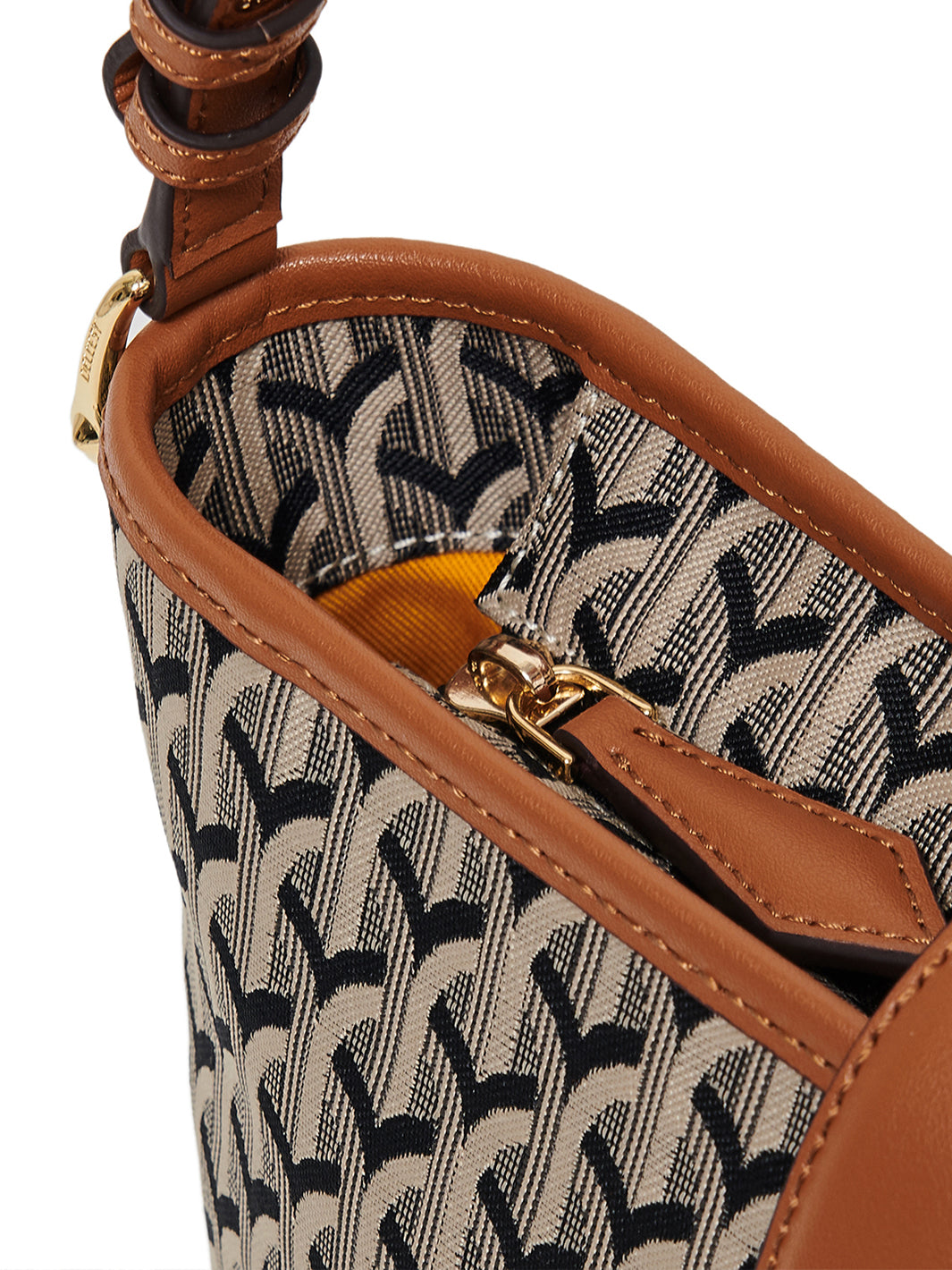 Amas Bag_Jacquard_Camel